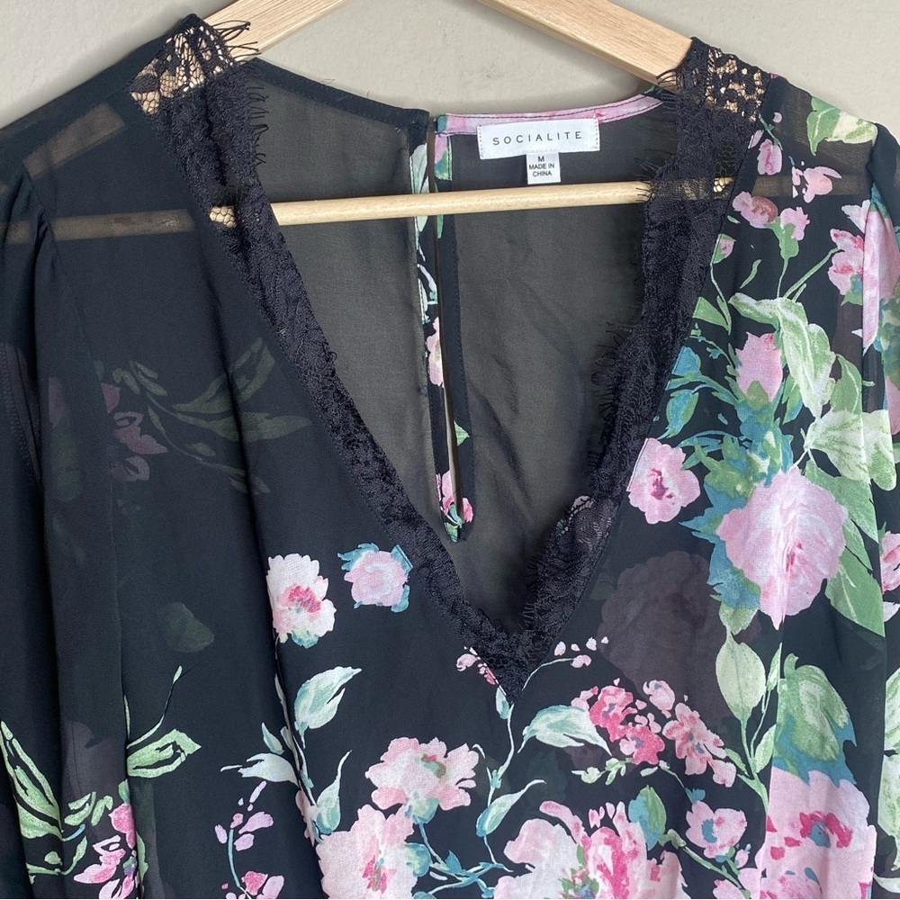 Socialite Women’s Sheer Floral Balloon Sleeve Bodysuit Size Medium - Picture 3 of 16